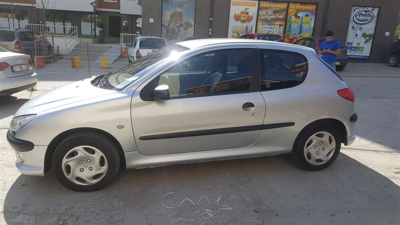 Peugeot-206