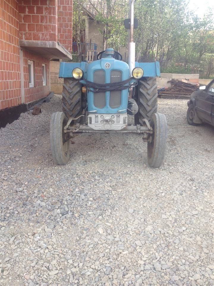 Traktor-rakovic