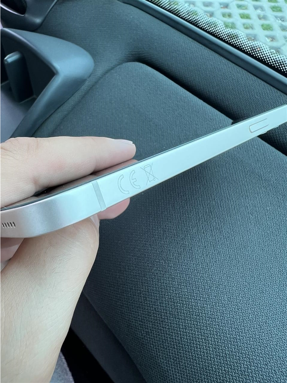 Iphone-12-ce