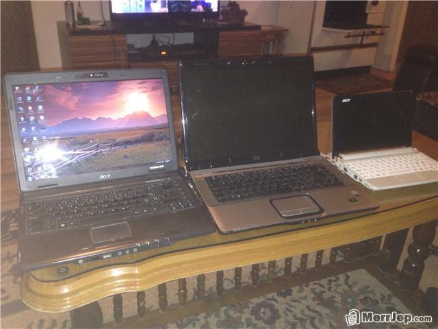 Laptop 