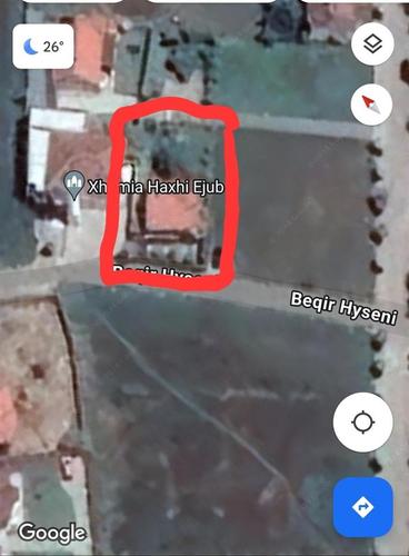 Shitet Shtepija 8.70 x8.70 me 4 ari truall