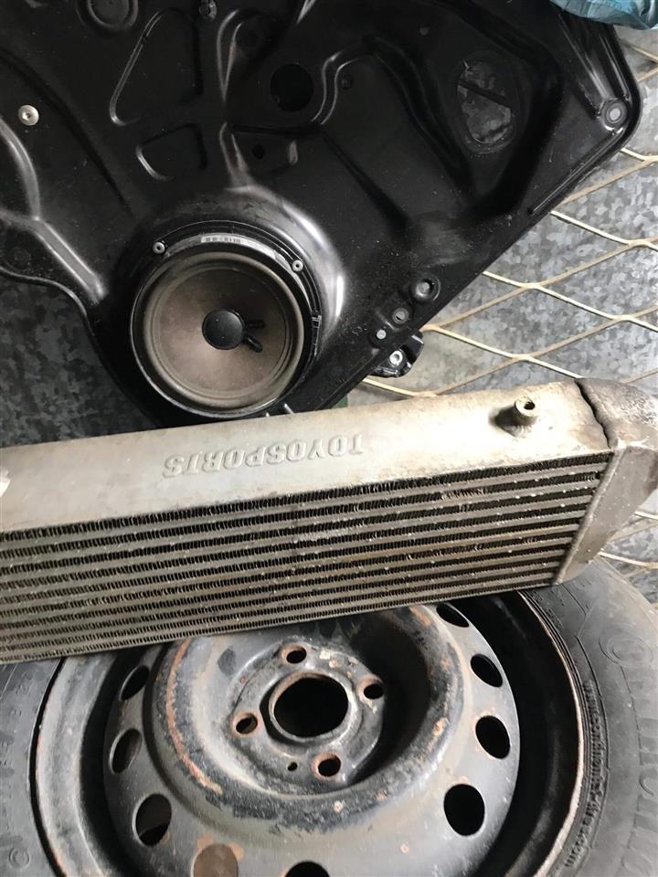 Intercoller-universal