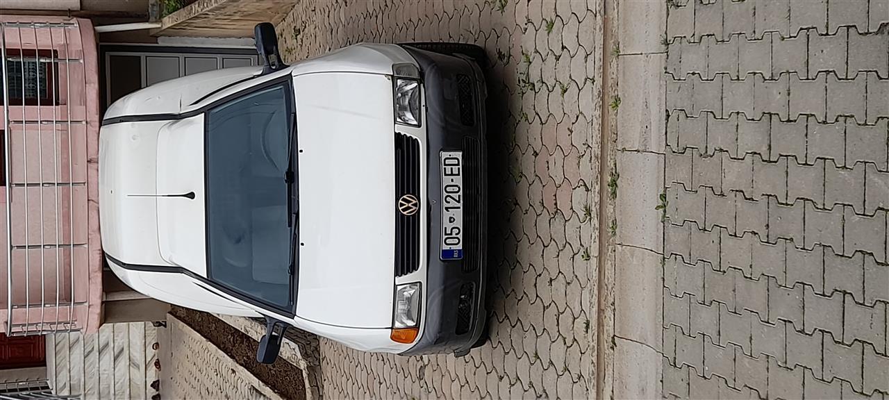 VWCaddy-1-9---2003-