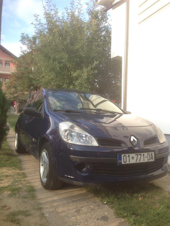 Shitet-Renault-Clio