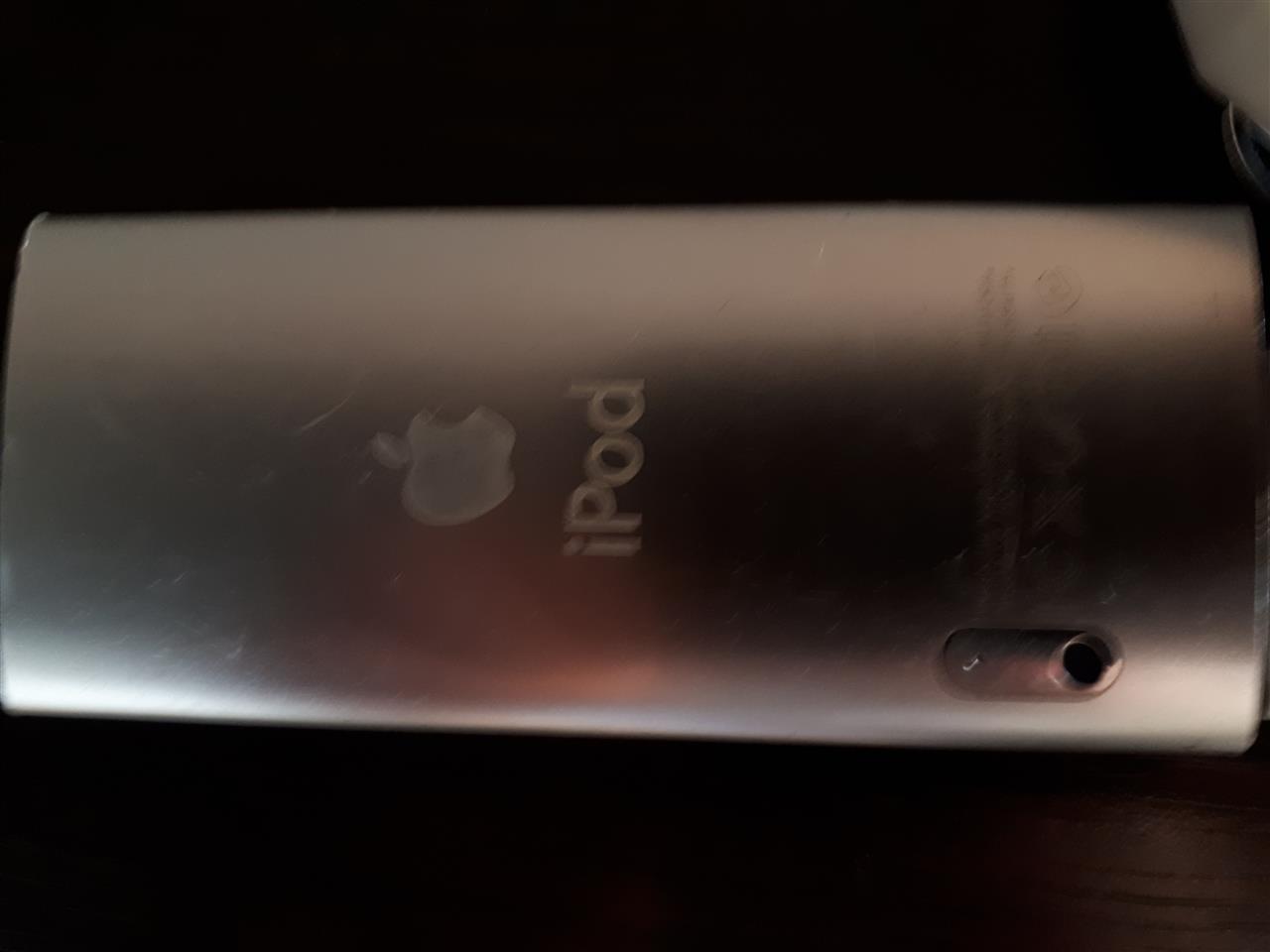 Shitet-Ipod
