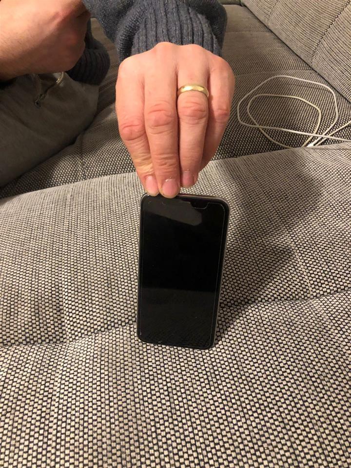 Iphone-x-550-