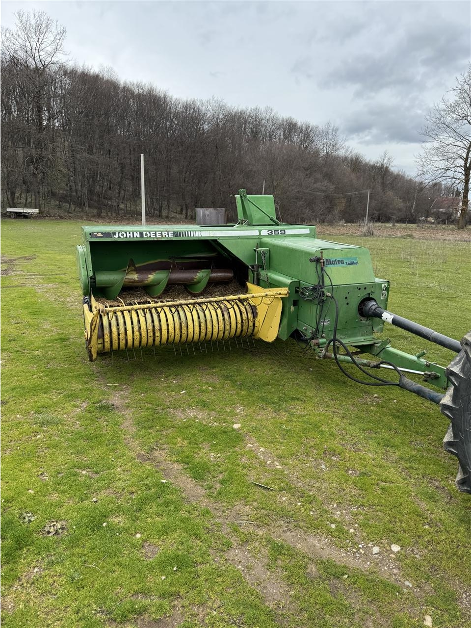 Shitet-John-Deere-359-------