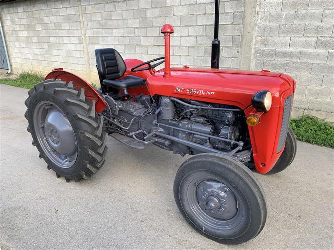 Traktor ferguson 
