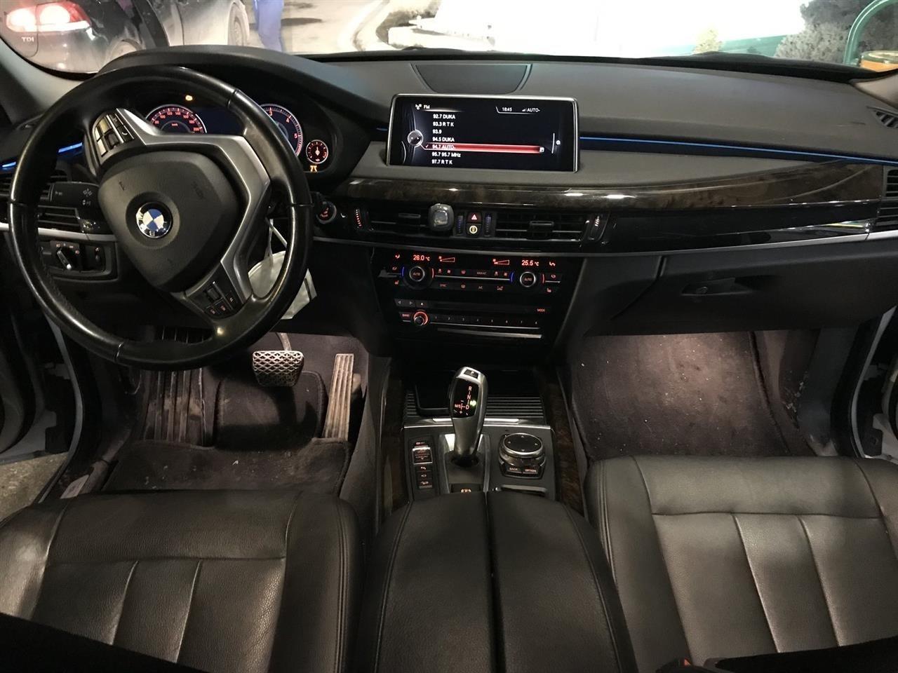 BMW-X5-2016