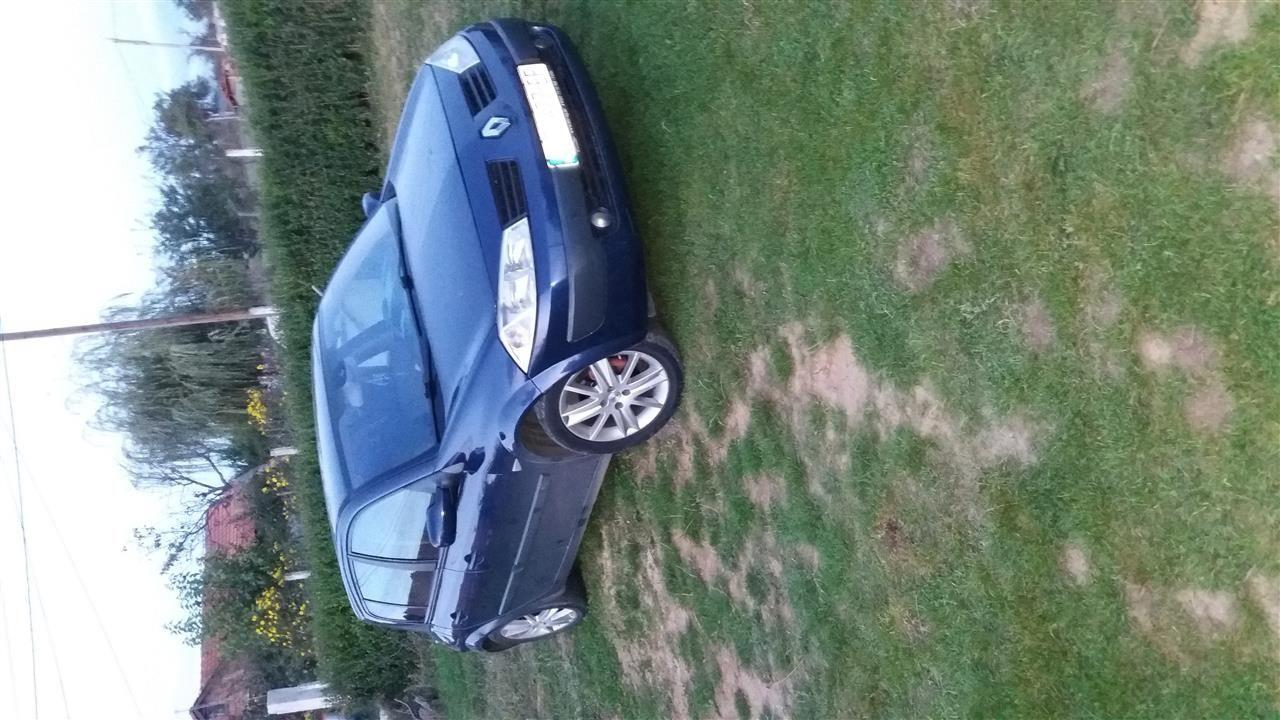 Renault-Megane-2003