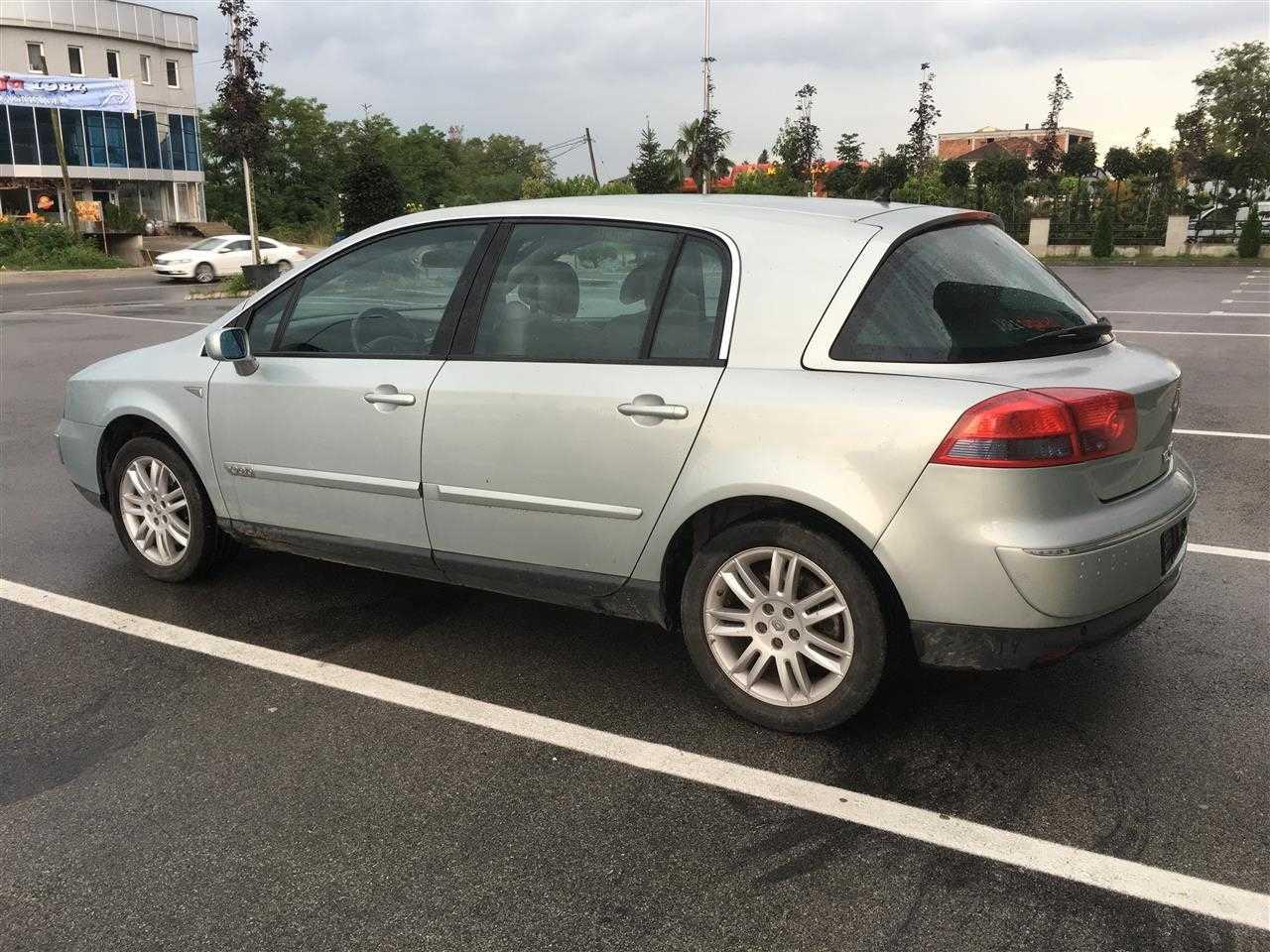 Renault-Vel-Satis--02