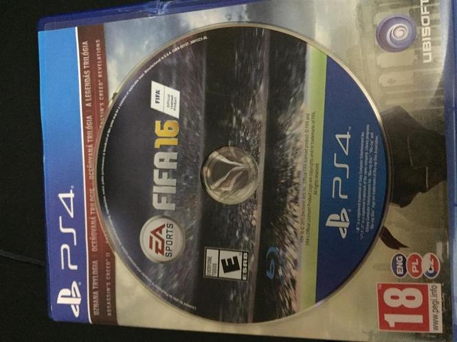 Shes FIFA 16
