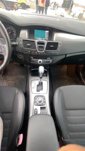 Shitrt renaulti ne gjendje te rregullt