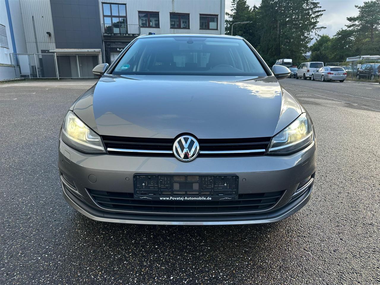 Rent-A-Car--NISI--Peje