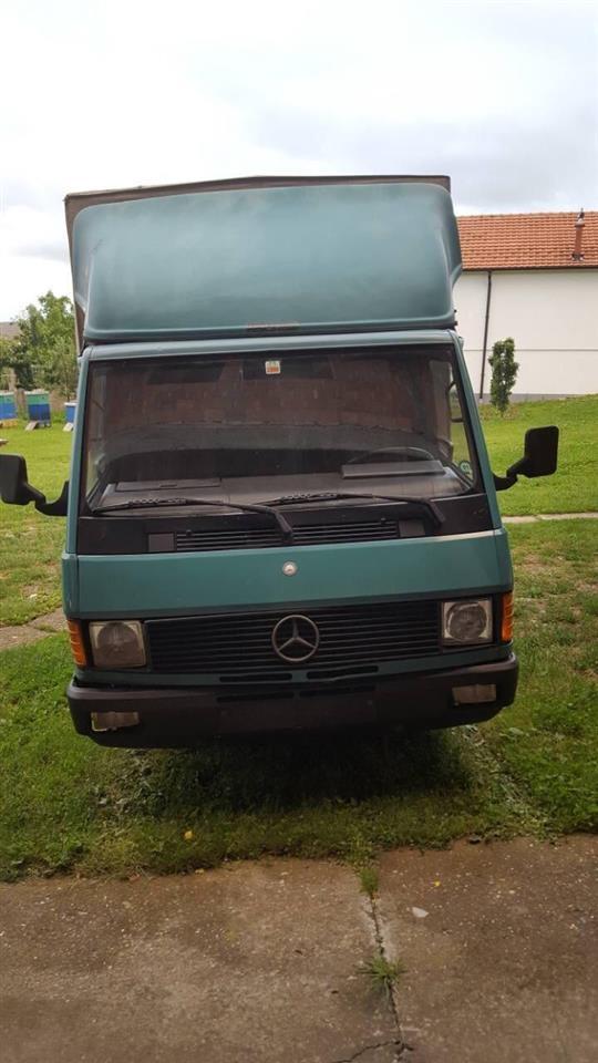 Mercedes-