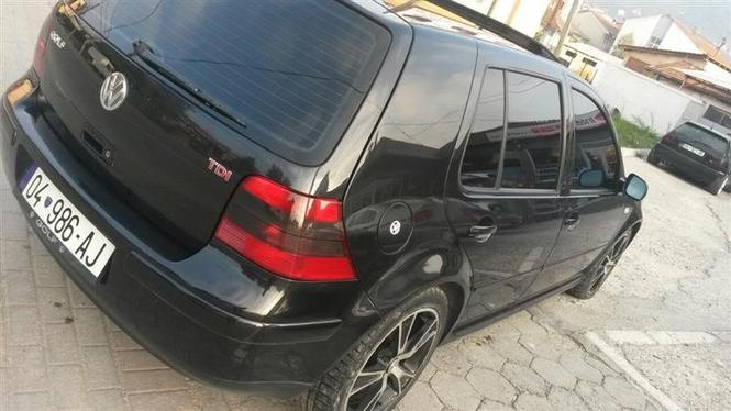 GOLF 4