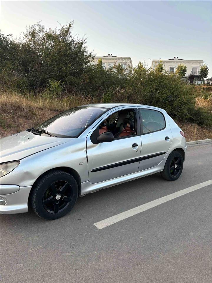 Peugeot-206