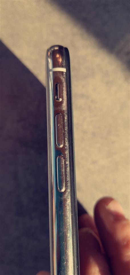 IPHONE-X-NGA-GJERMANIA---------------