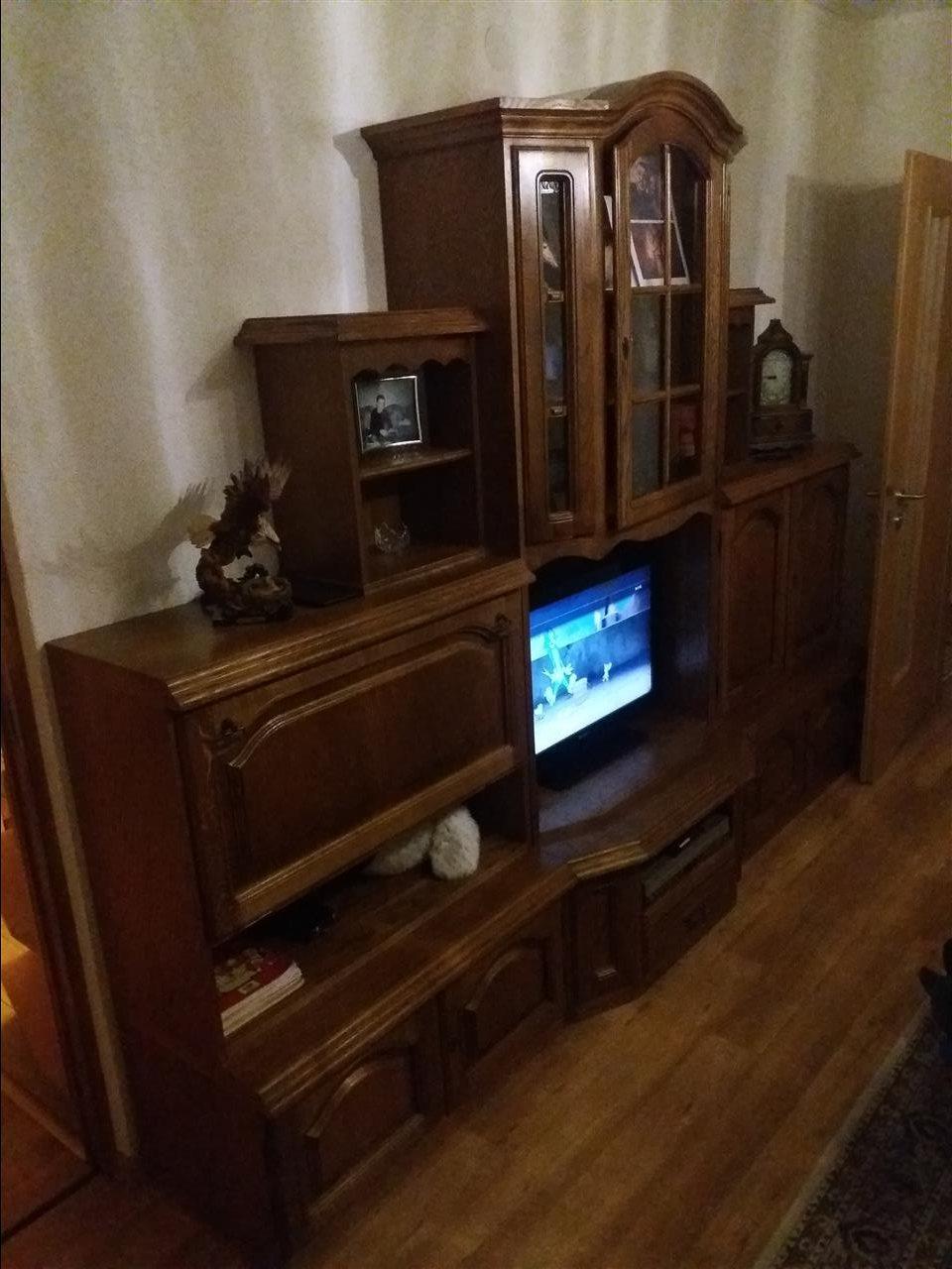 Komodë-