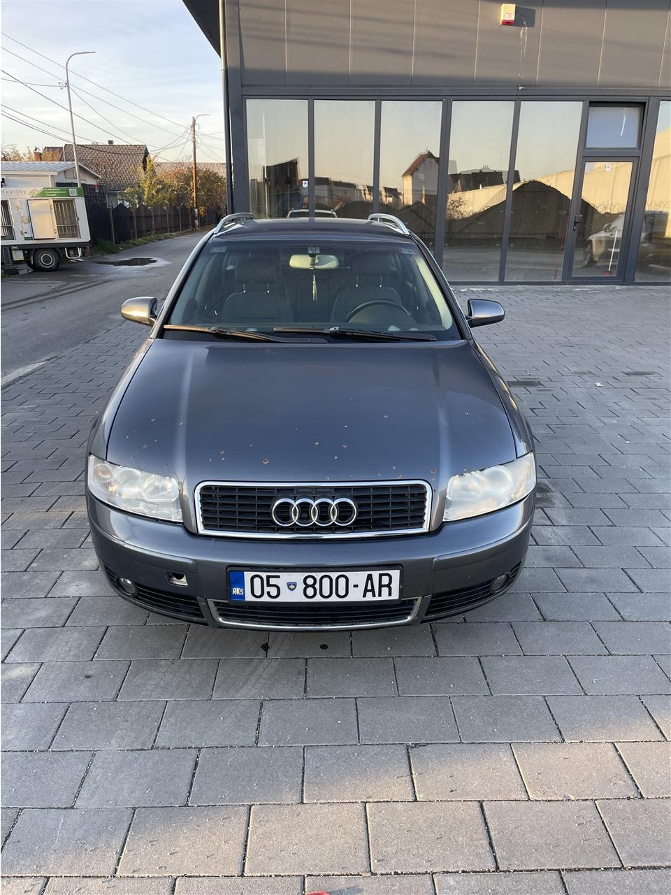 Audi-A4