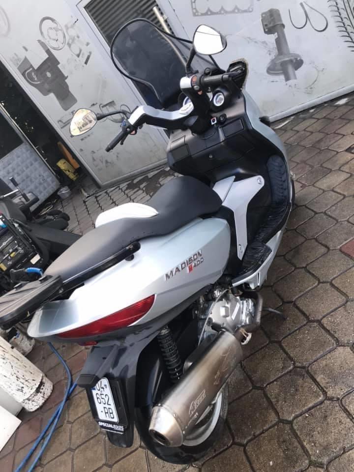 Shitet-motorri-