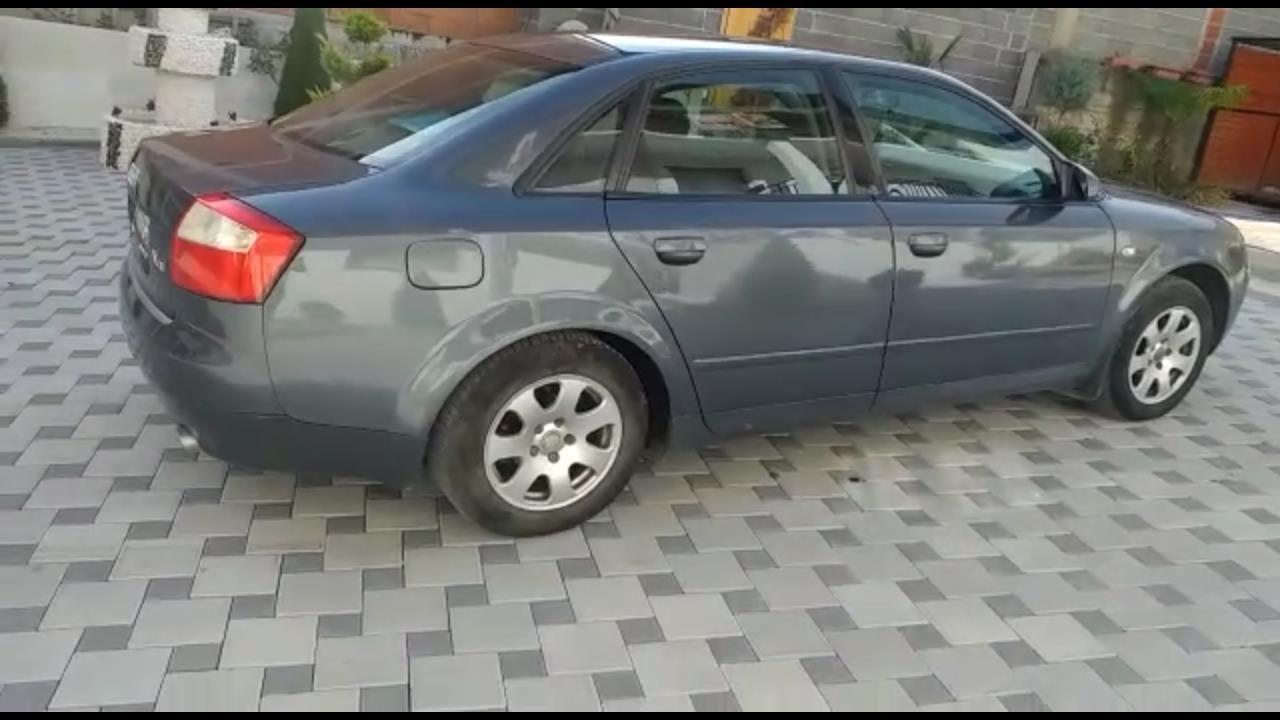Audi-A4