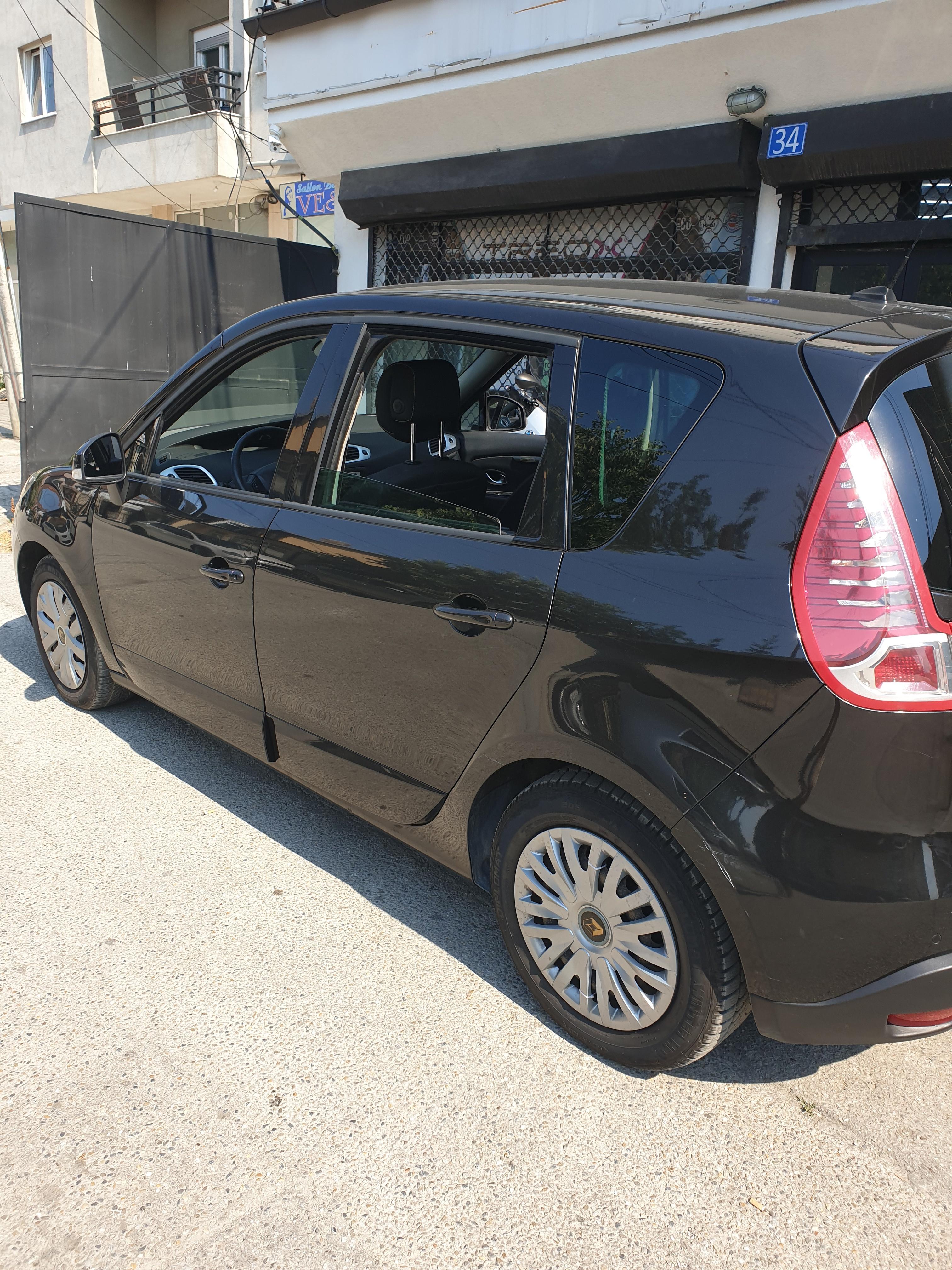 Renault-Scenic-1-9-dizel-Viti-2010-250-000km