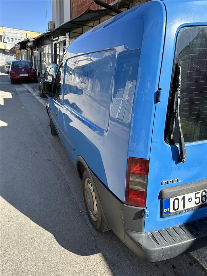 Shitet-Opel-Combo-1-7-cdti-2002