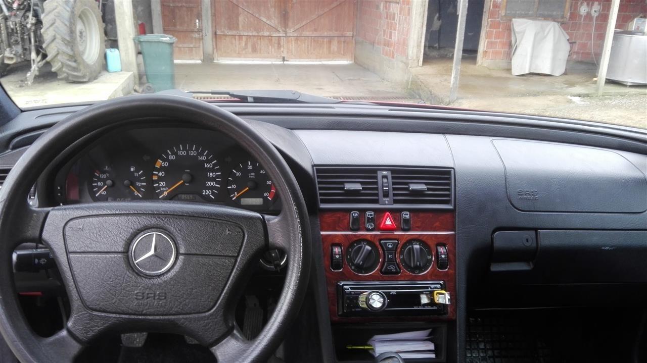 Mercedes