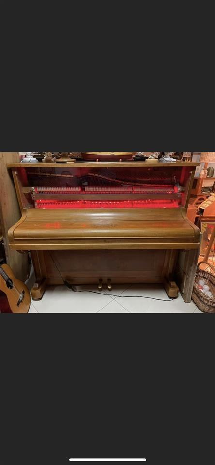 Piano