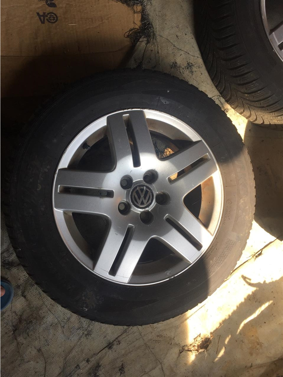 Auto-Fellge-