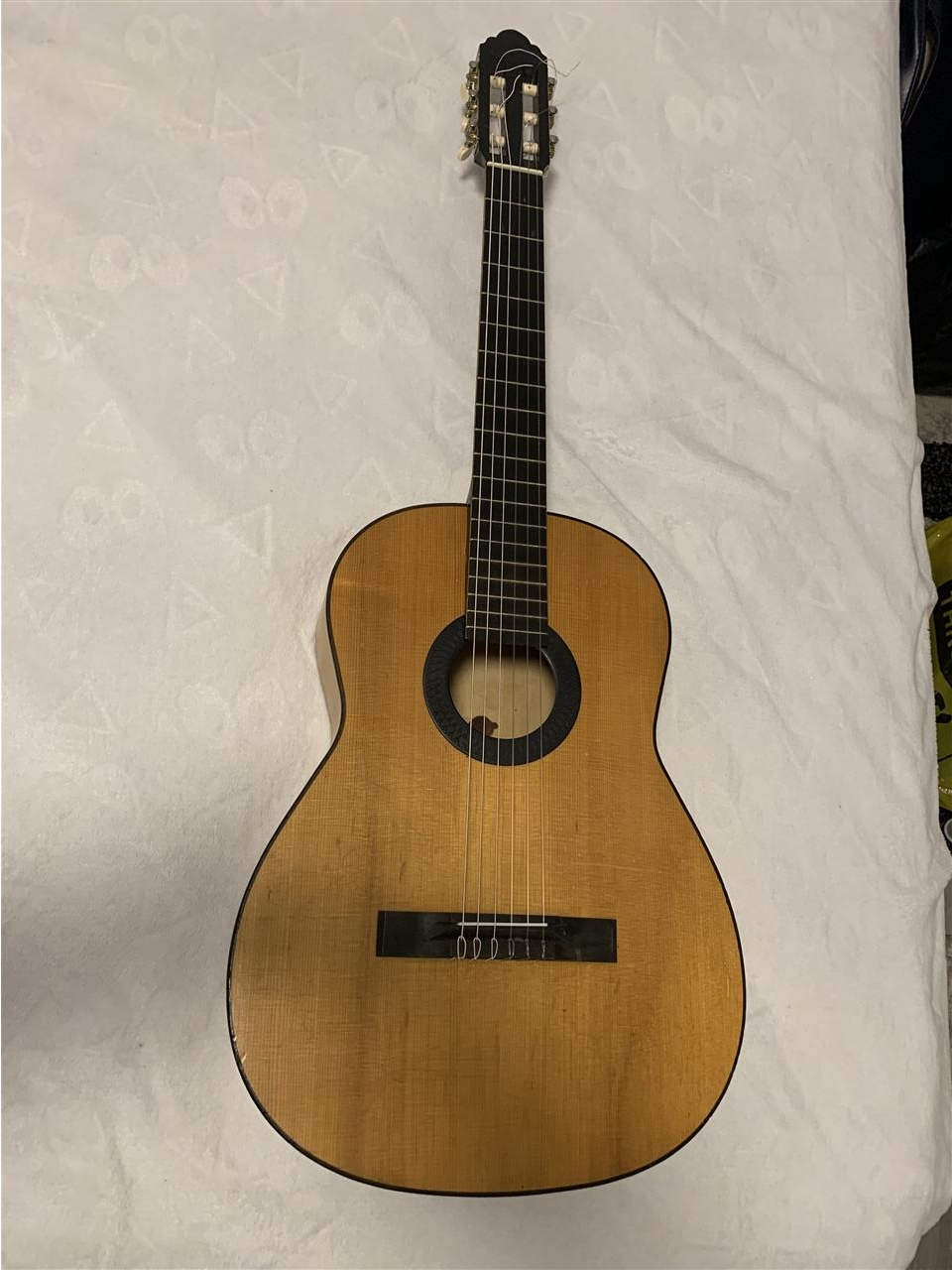 Gitare---clasike