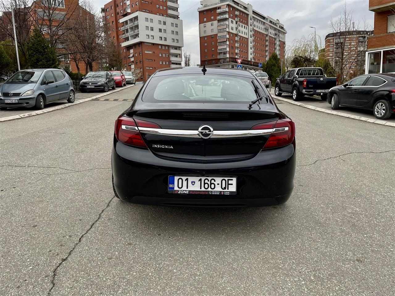 OPEL-INSIGNIA