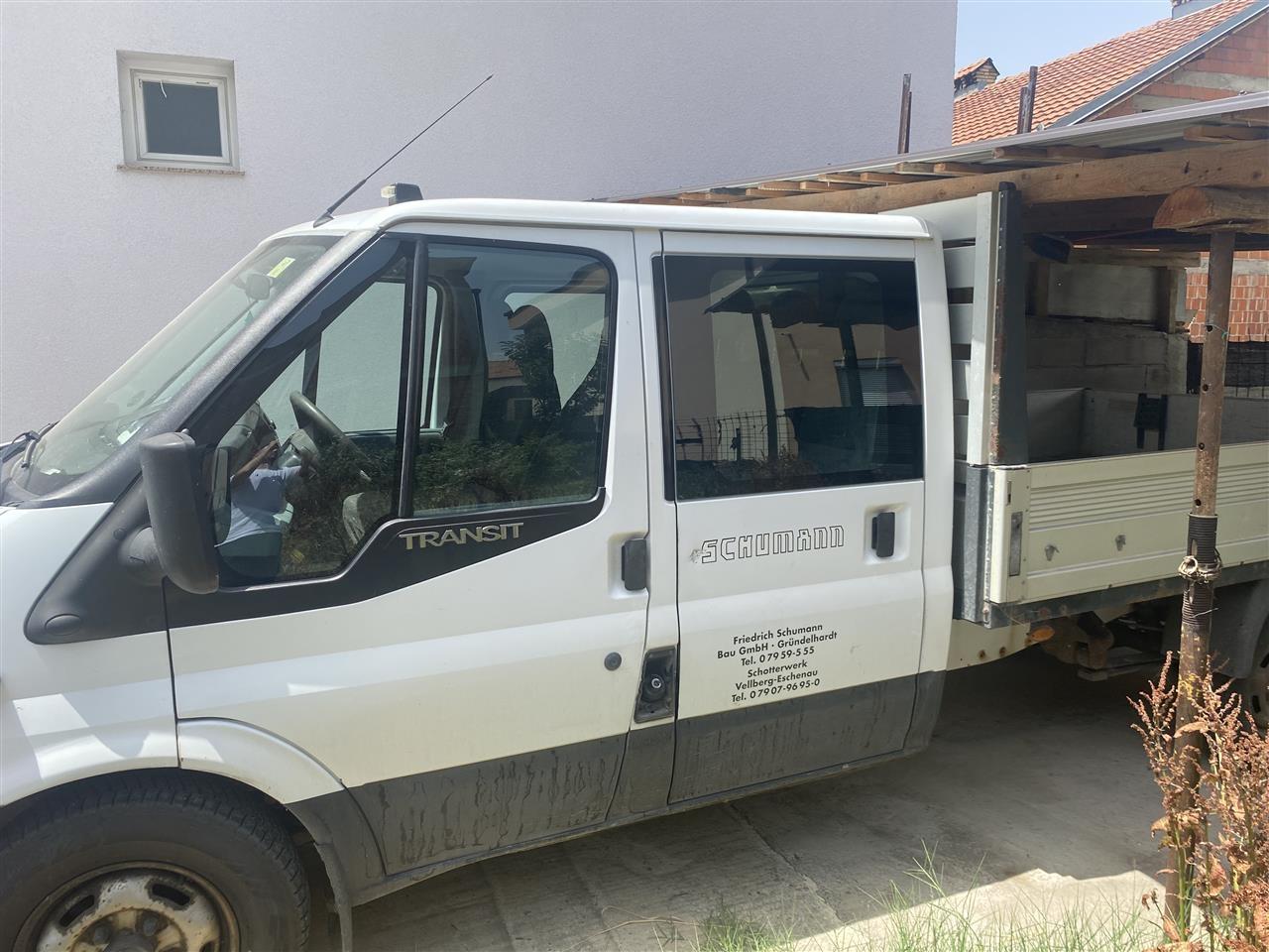 2-Ford-Transit