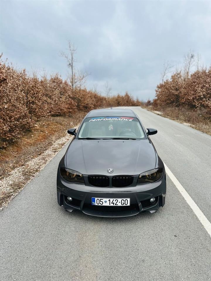 BMW-E87