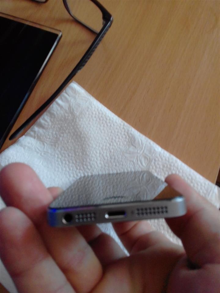 IPHONE-5S-