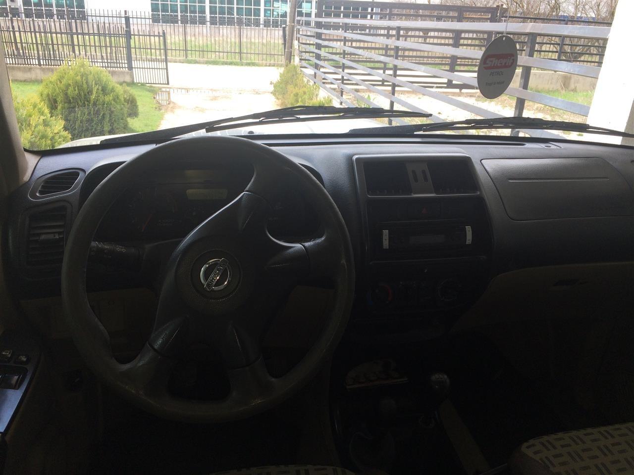 Nissan-terrano