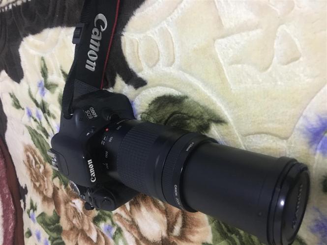Canon 600D 