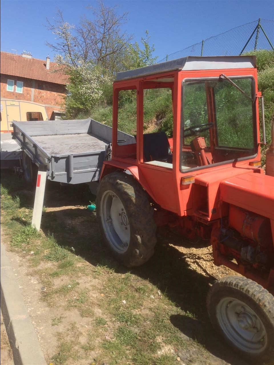 Traktor