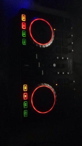 DJ Controller - Numark Mixtrack Pro II
