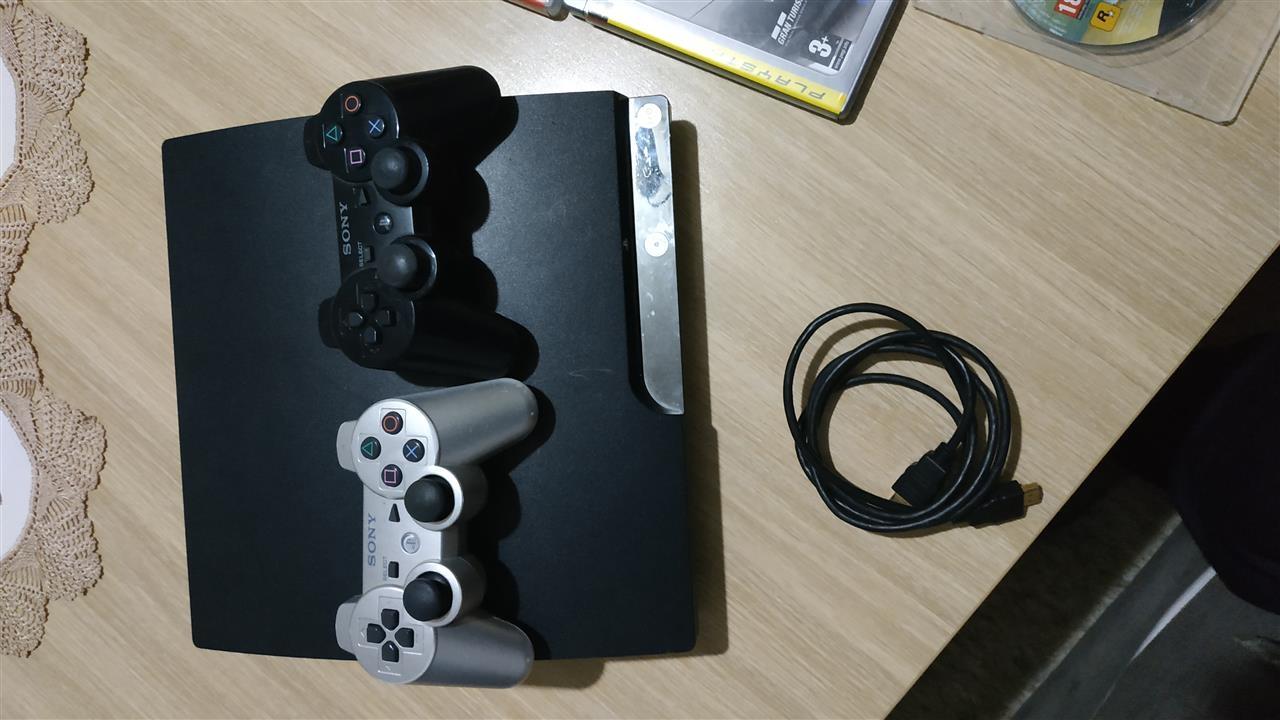 Ps3-slim-me-11-cd-