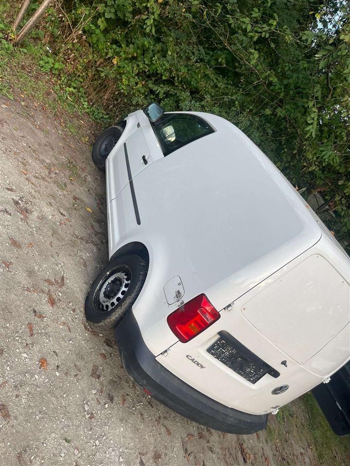 Volkswagen-Caddy-Friz---Pikap-2016