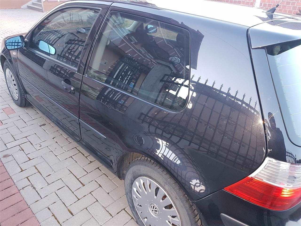 VW-Golf-4