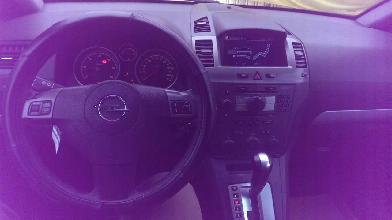 Opel-Zafira