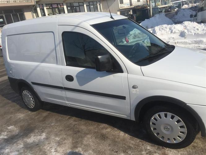 Opel combo 05