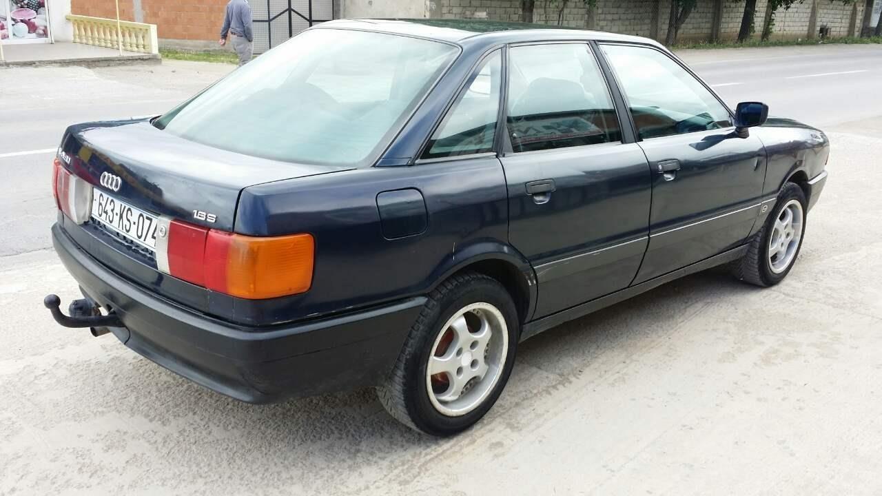 Audi-80-