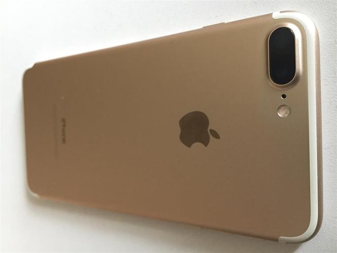 IPHONE 7 PLUS