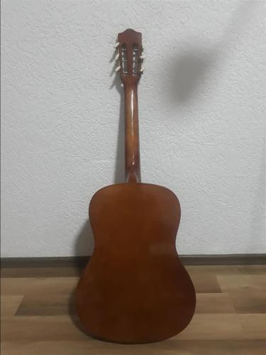 Gitare dhe tarabuk 
