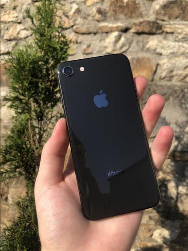 Shitet iPhone 8 