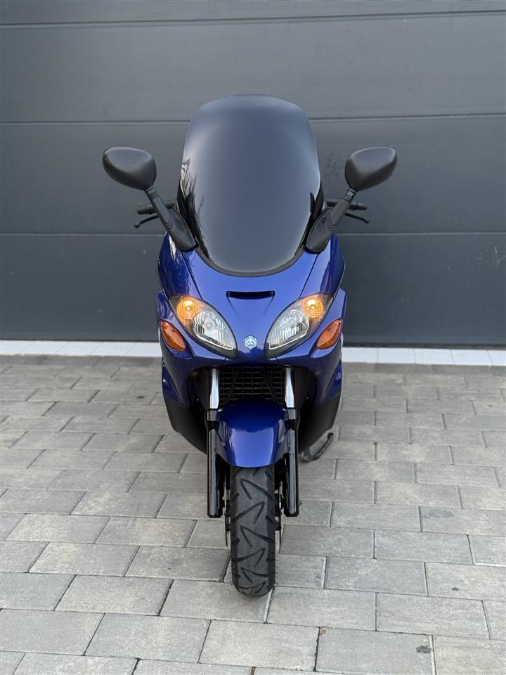 Piaggio-X9-180cc